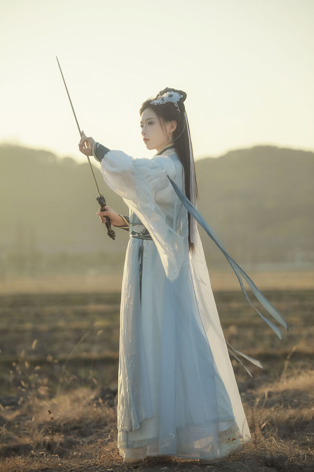 YiTuYu艺图语 Vol.8027 Miao Miao Jia De Xiao Yu Gan