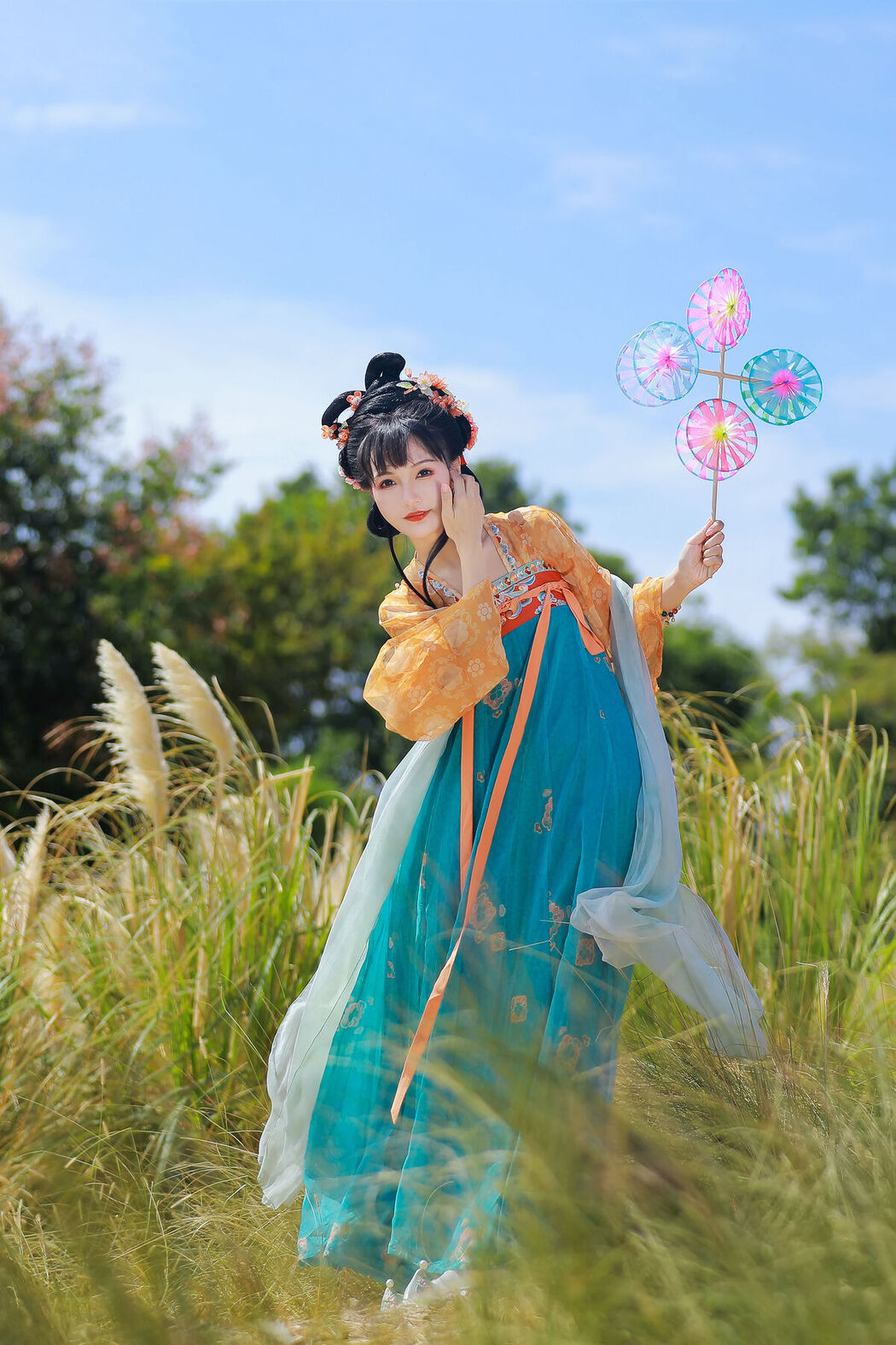 YiTuYu艺图语 Vol.7999 Fen Xiang Xiao Ye