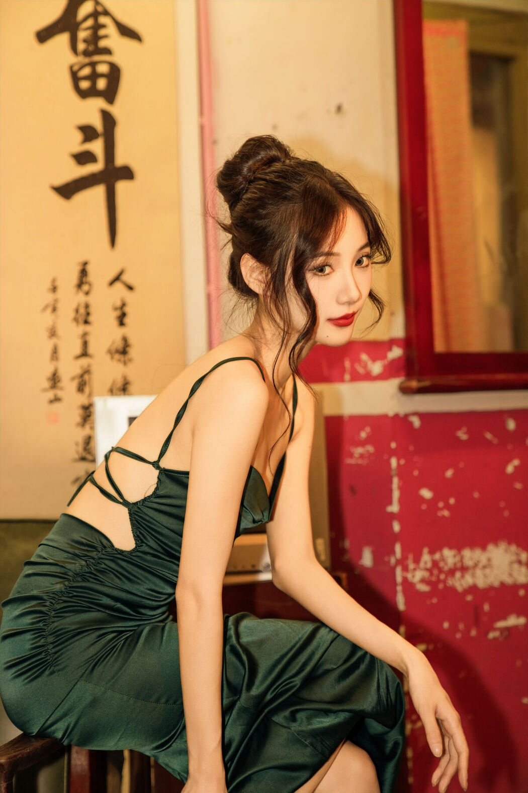 YiTuYu艺图语 Vol.8005 O1ne Wan