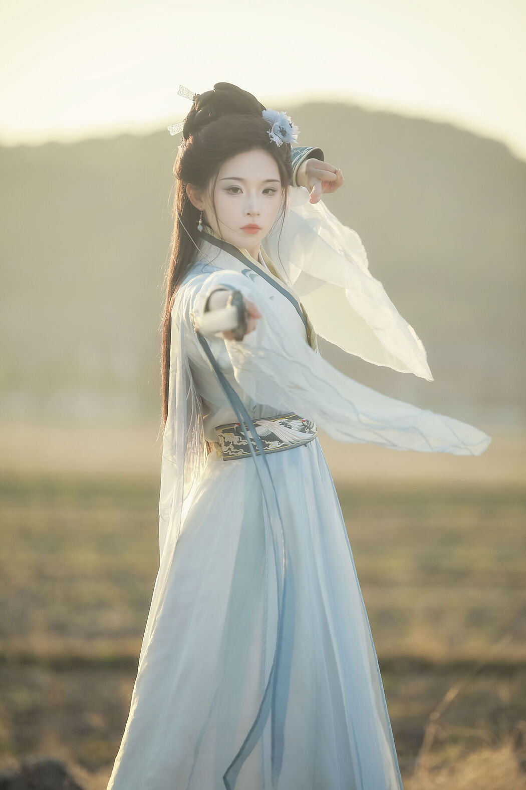 YiTuYu艺图语 Vol.8027 Miao Miao Jia De Xiao Yu Gan