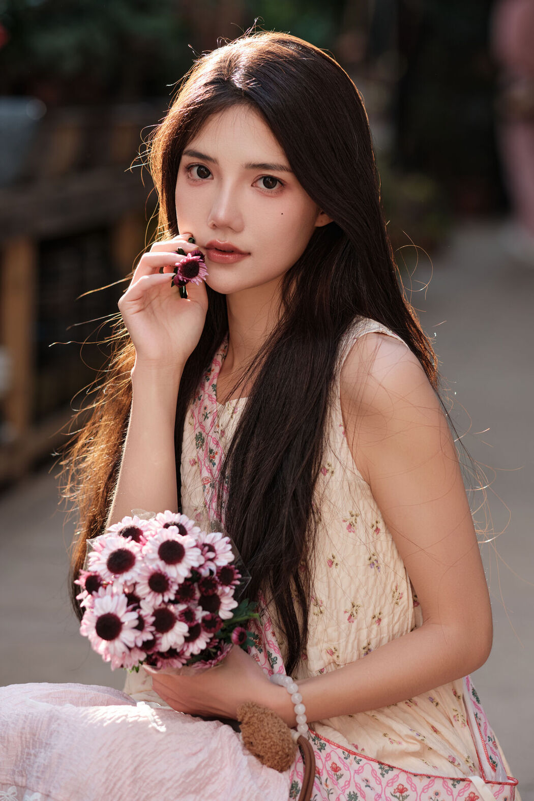 YiTuYu艺图语 Vol.8021 Duo Mi Domy