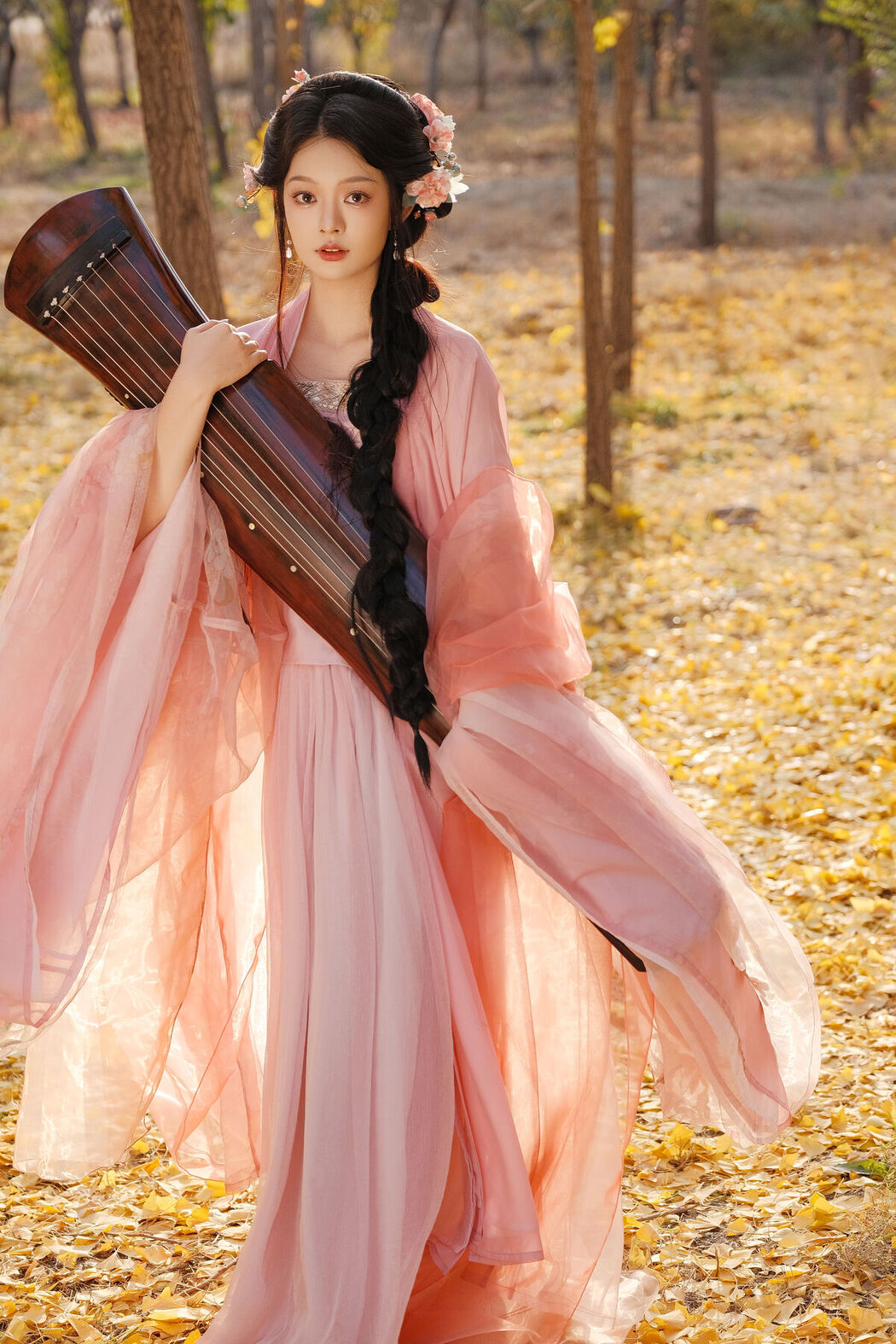 YiTuYu艺图语 Vol.7992 Qiu Qiu