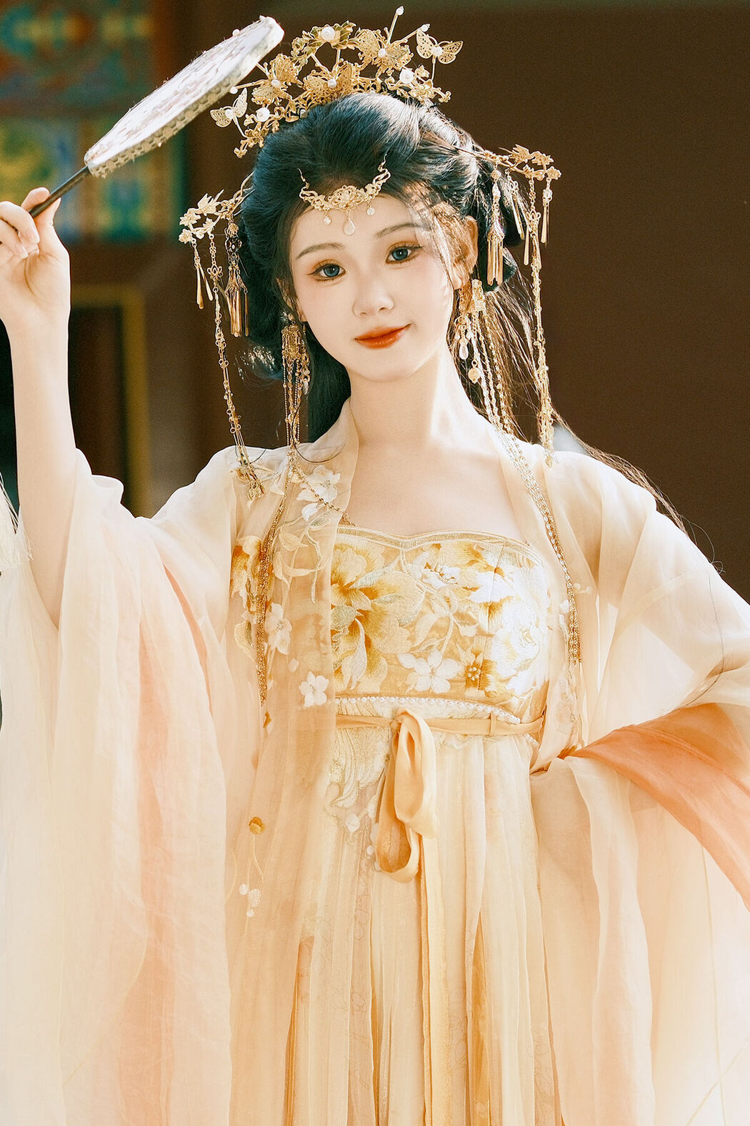 YiTuYu艺图语 Vol.8002 Yue Li Cover Photo