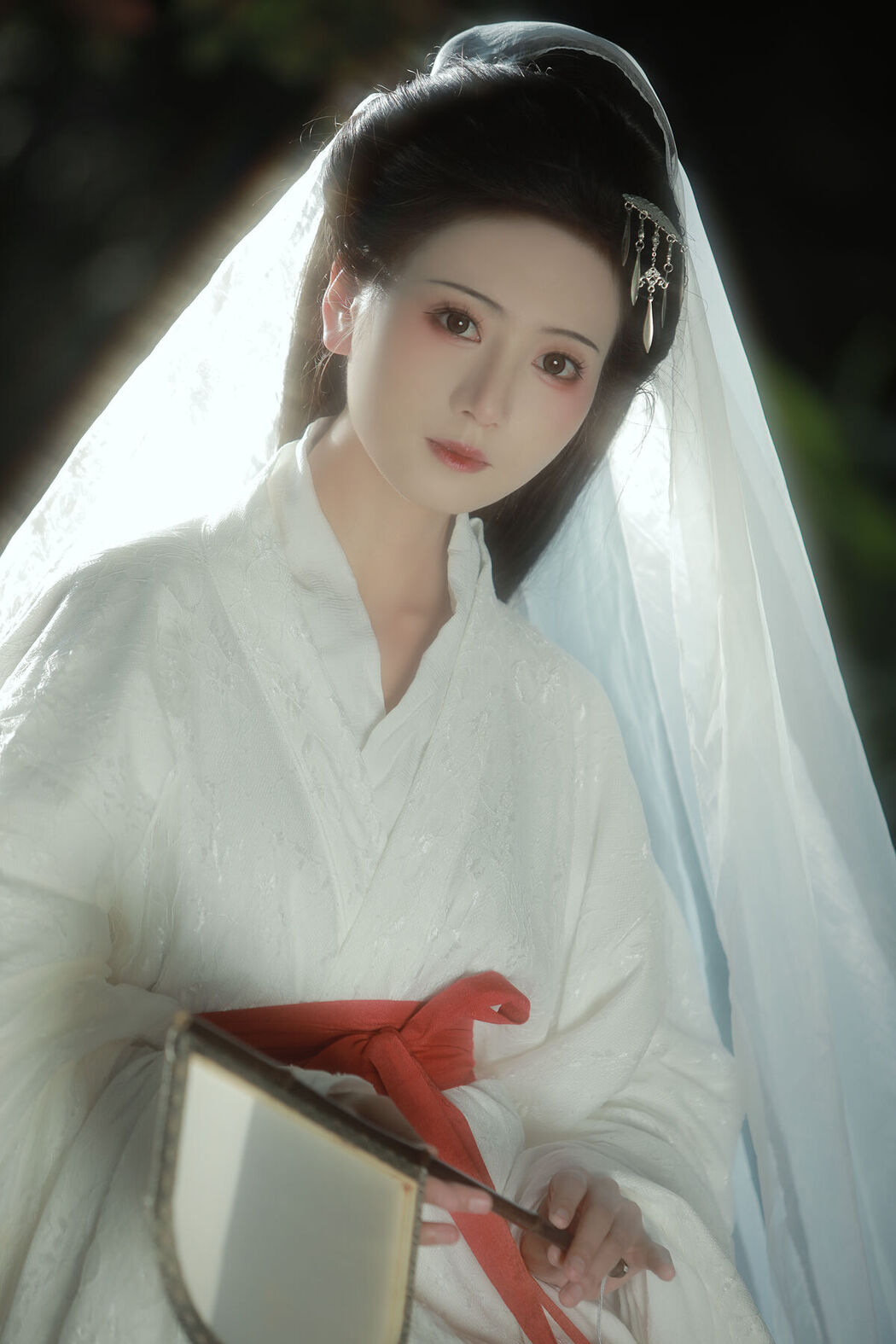 YiTuYu艺图语 Vol.7940 Yu Jin