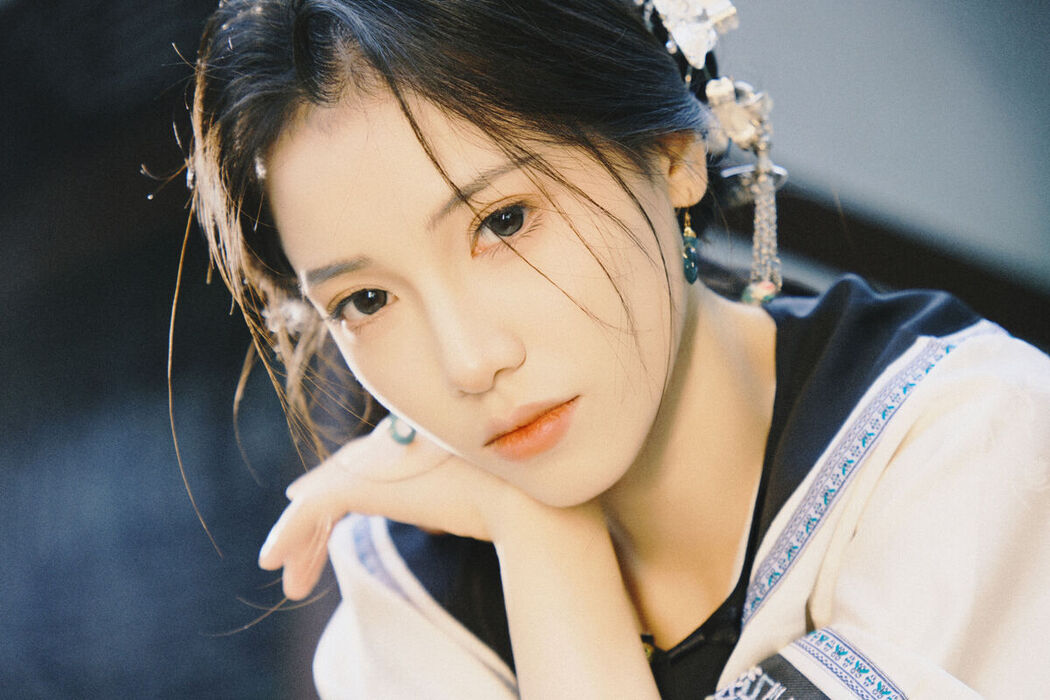 YiTuYu艺图语 Vol.8023 Zhu Zhu