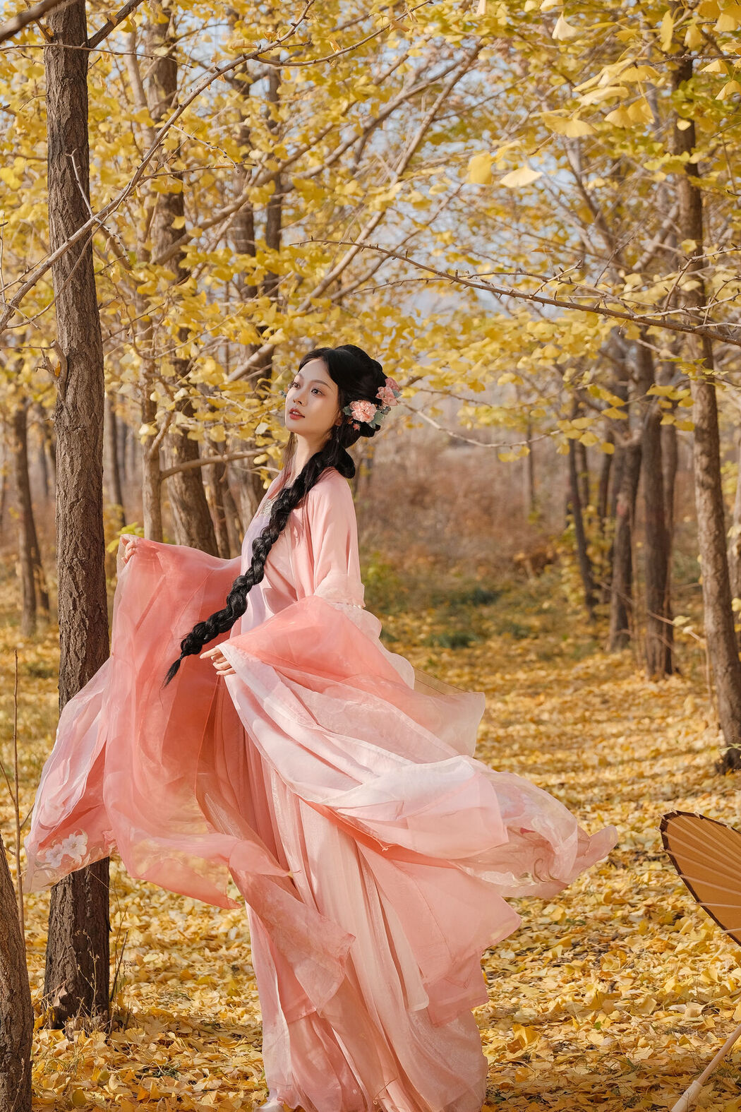 YiTuYu艺图语 Vol.7992 Qiu Qiu