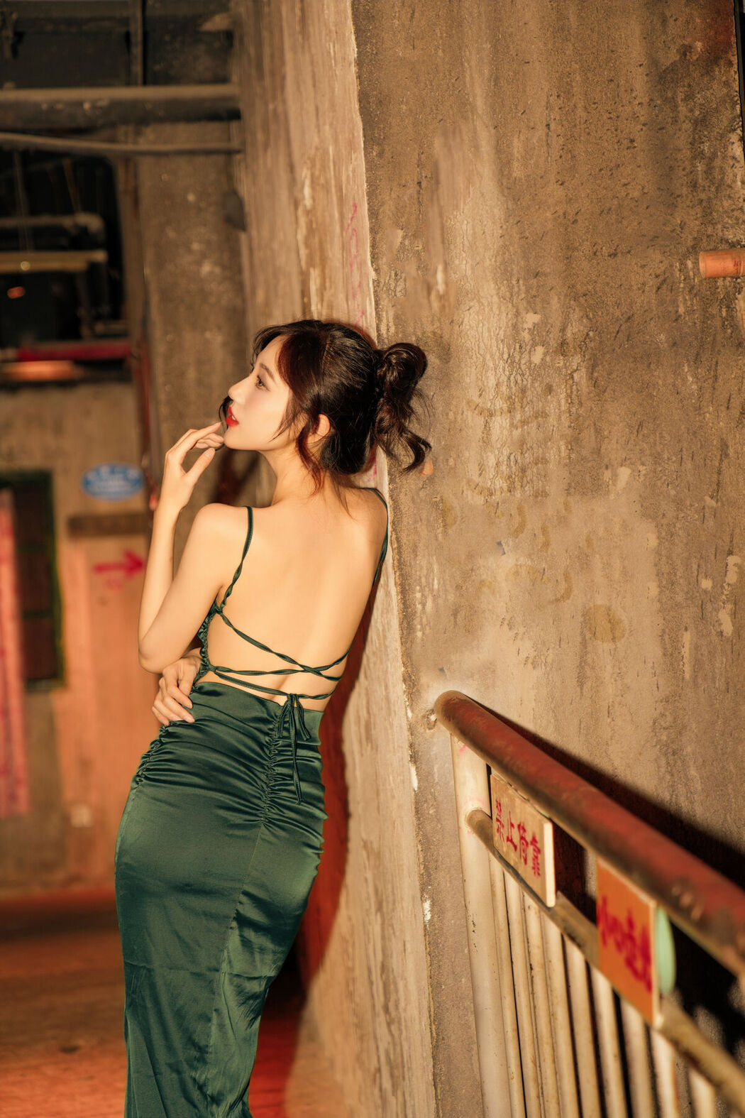 YiTuYu艺图语 Vol.8005 O1ne Wan