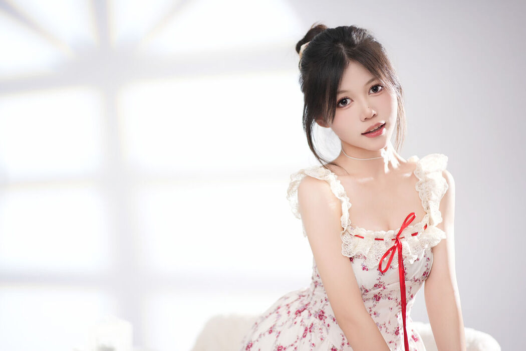 YiTuYu艺图语 Vol.8013 Xuan