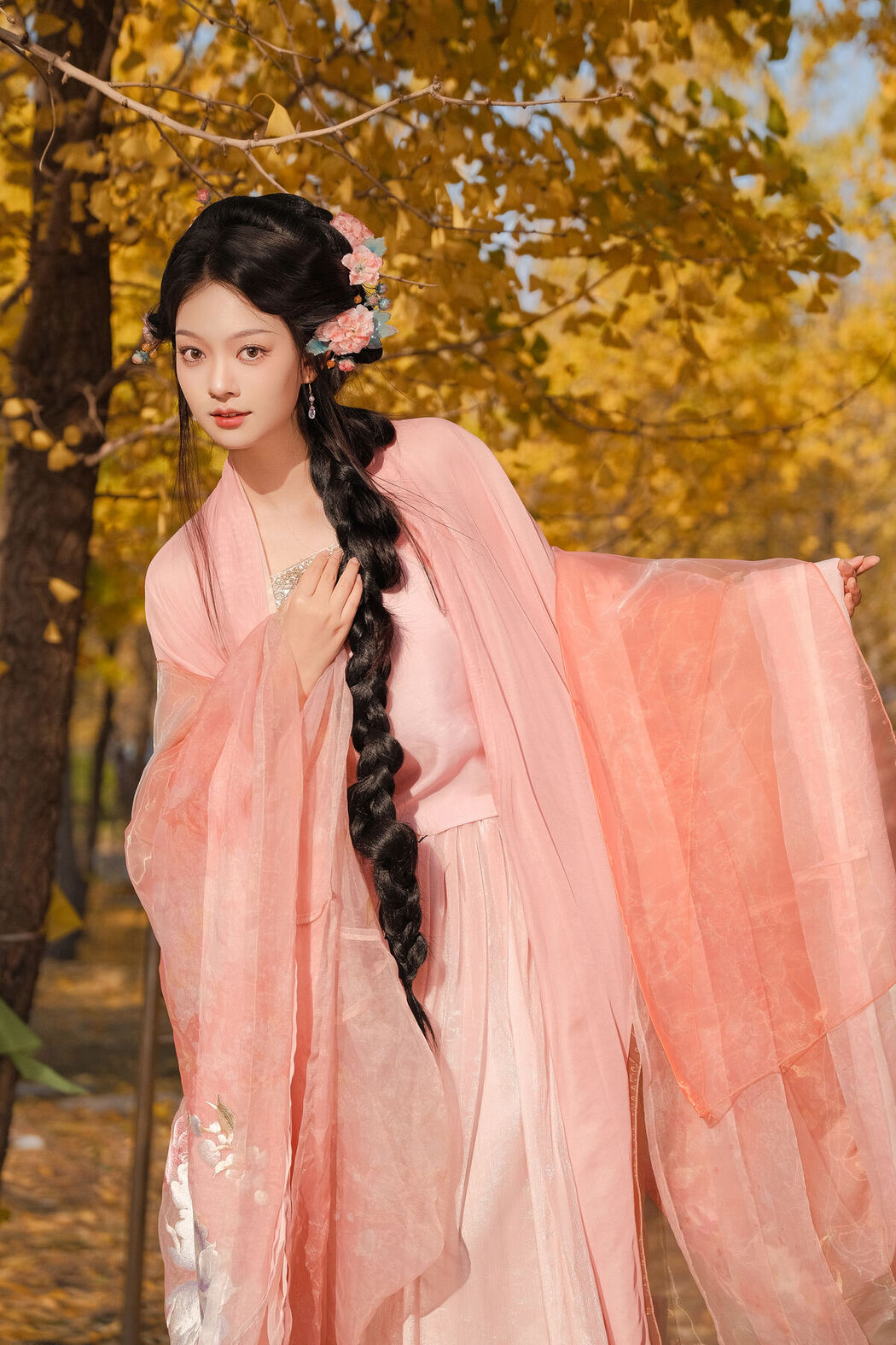 YiTuYu艺图语 Vol.7992 Qiu Qiu