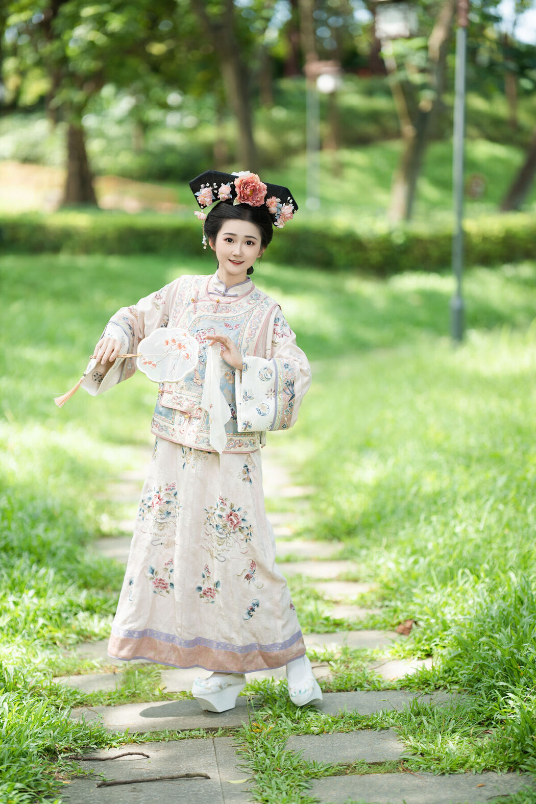 YiTuYu艺图语 Vol.8030 Dan Gao De Dan Dan