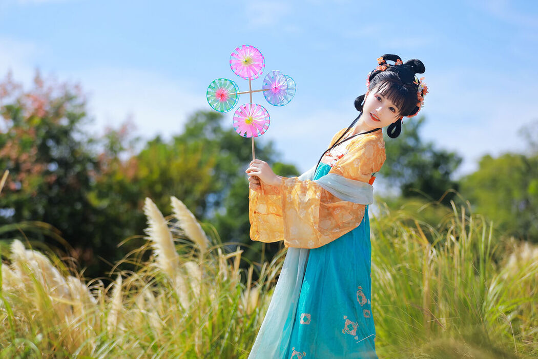 YiTuYu艺图语 Vol.7999 Fen Xiang Xiao Ye