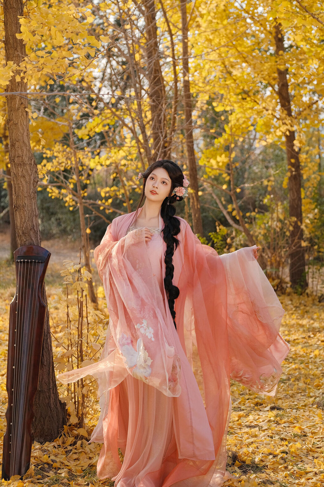 YiTuYu艺图语 Vol.7992 Qiu Qiu