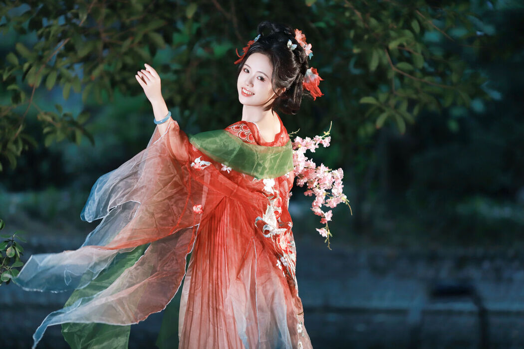 YiTuYu艺图语 Vol.7936 Zai Xia Qing He