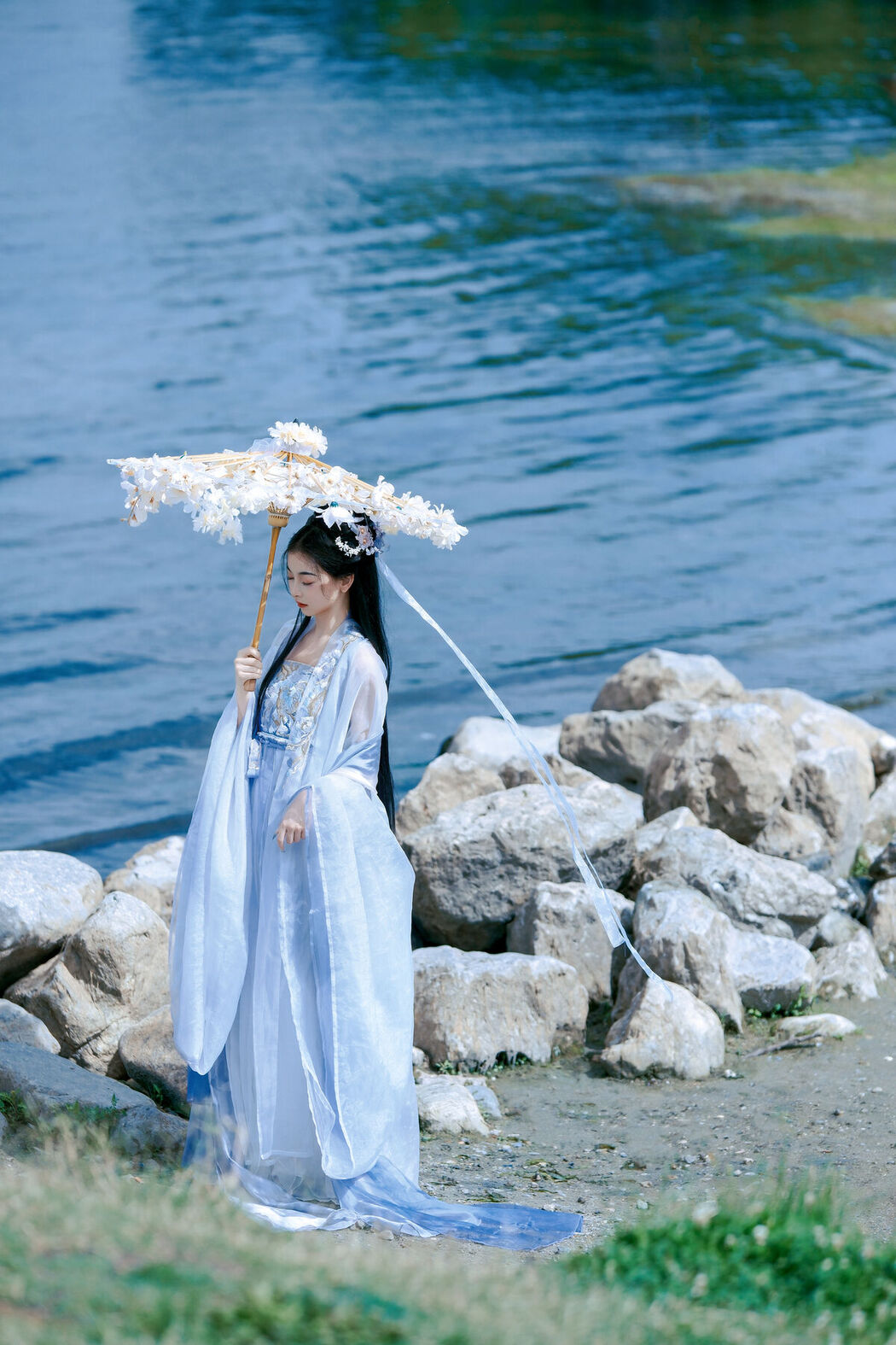 YiTuYu艺图语 Vol.8010 Xing Xing Xiong