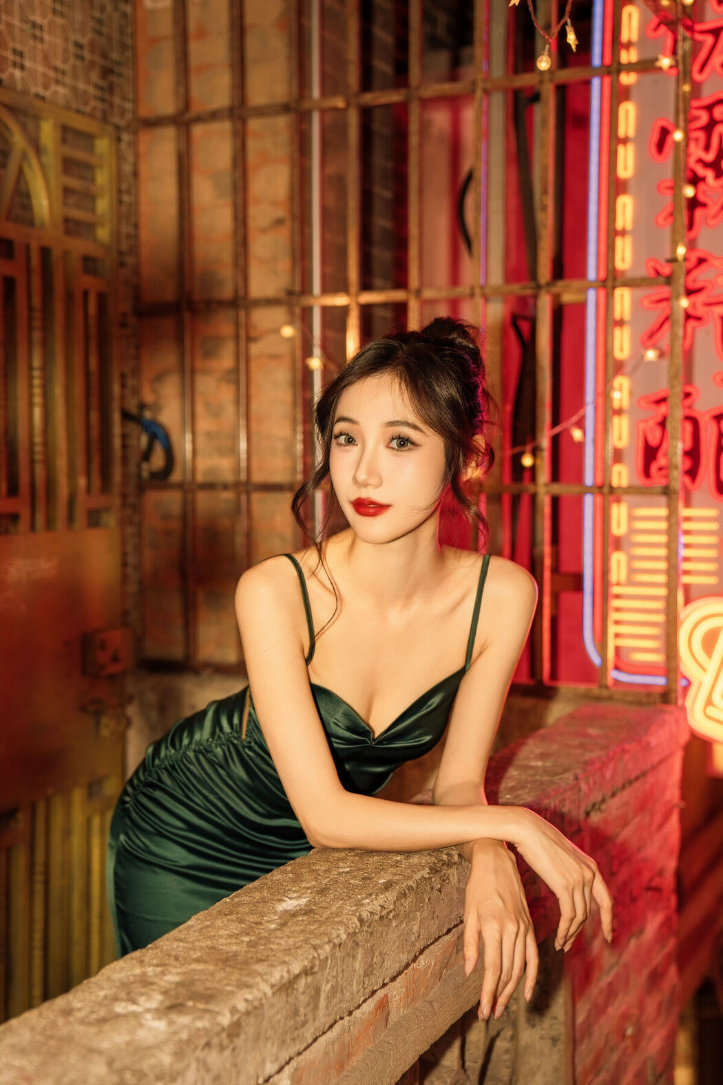 YiTuYu艺图语 Vol.8005 O1ne Wan