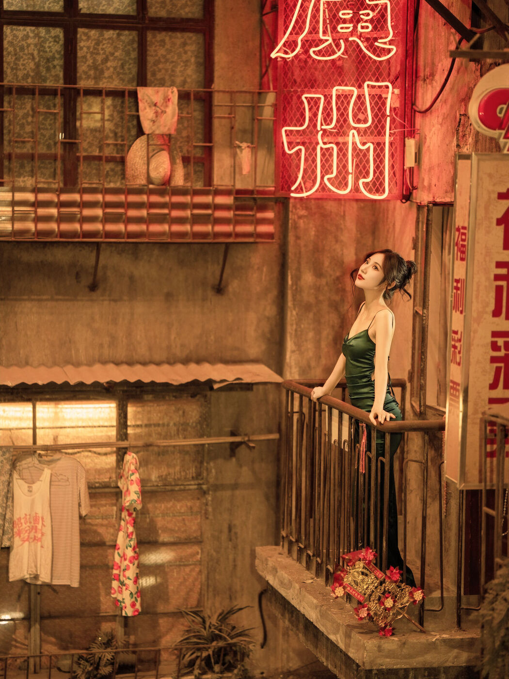 YiTuYu艺图语 Vol.8005 O1ne Wan