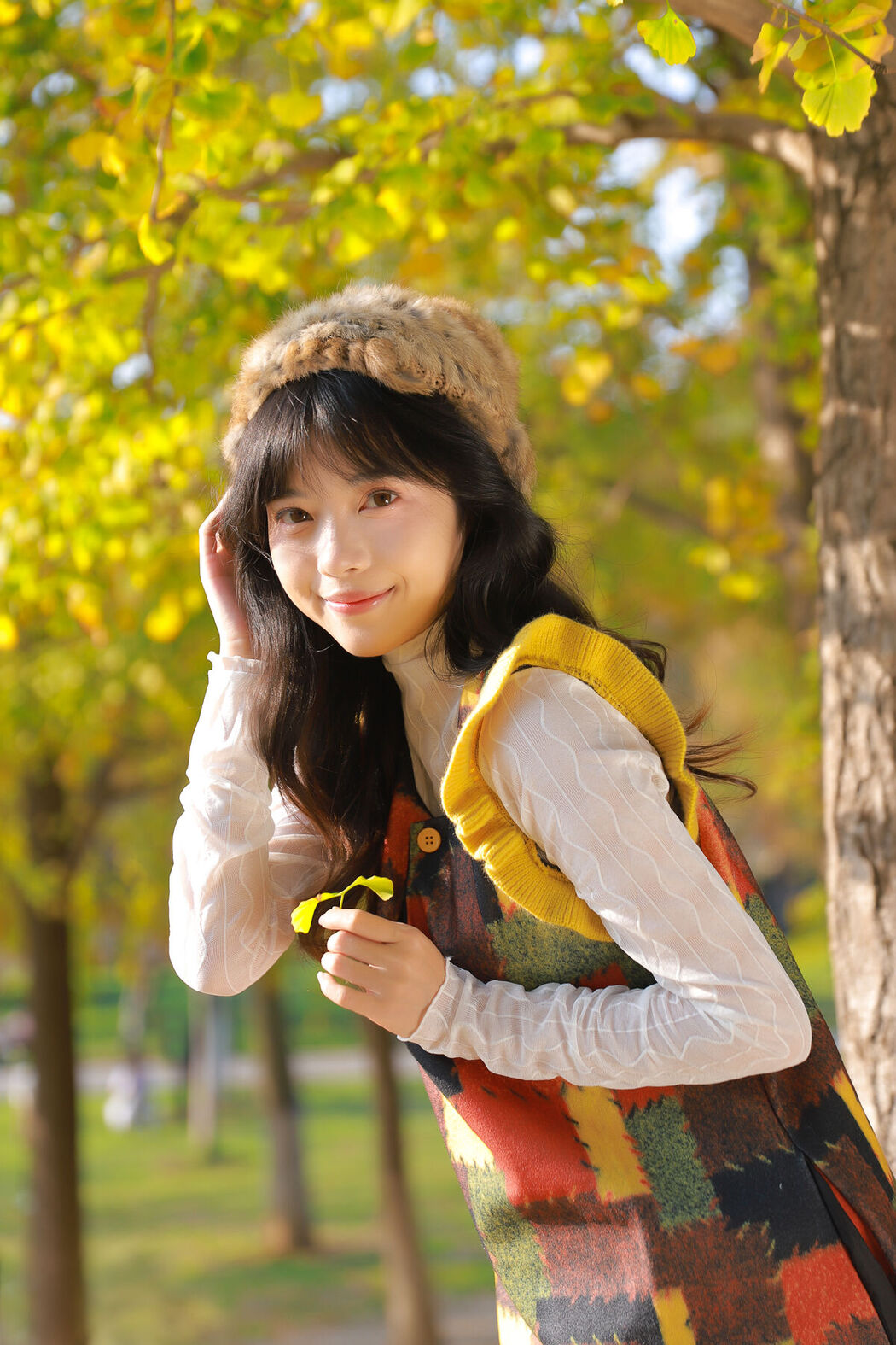 YiTuYu艺图语 Vol.8004 Xiao Wei Ren Er