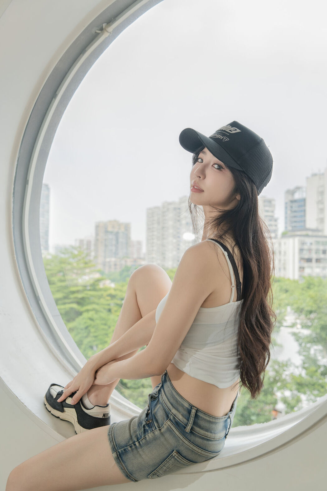 YiTuYu艺图语 Vol.7941 Tong Tong