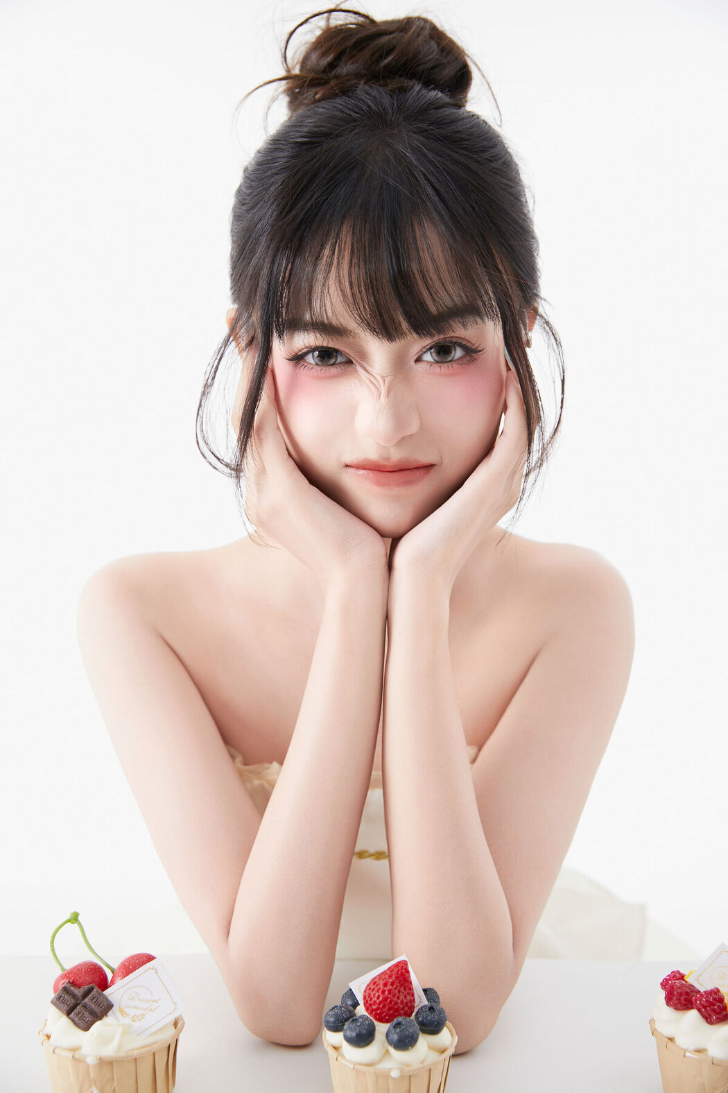 YiTuYu艺图语 Vol.7930 Bo Luo Bao