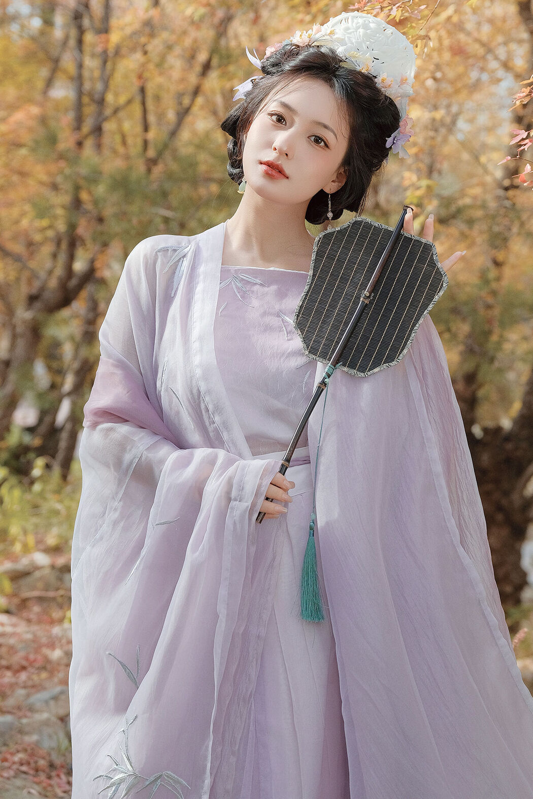 YiTuYu艺图语 Vol.7984 Zhen Ni Cover Photo