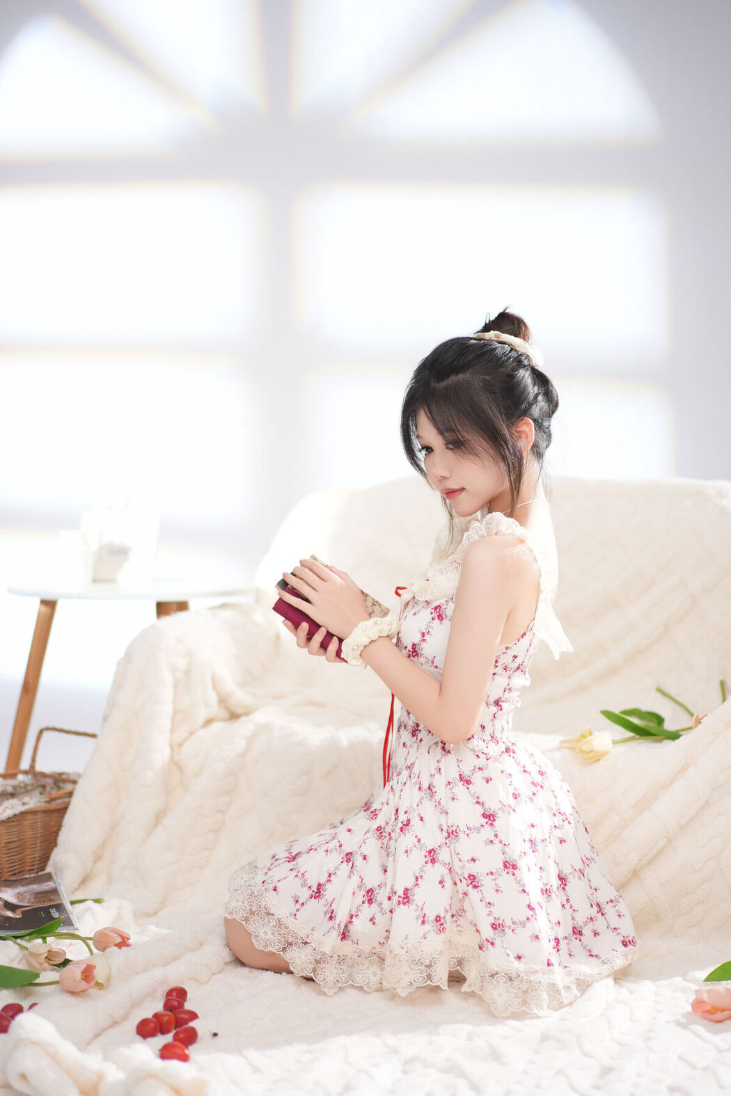 YiTuYu艺图语 Vol.8013 Xuan