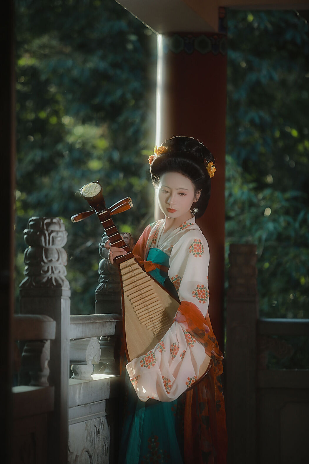 YiTuYu艺图语 Vol.7927 Yu Jin