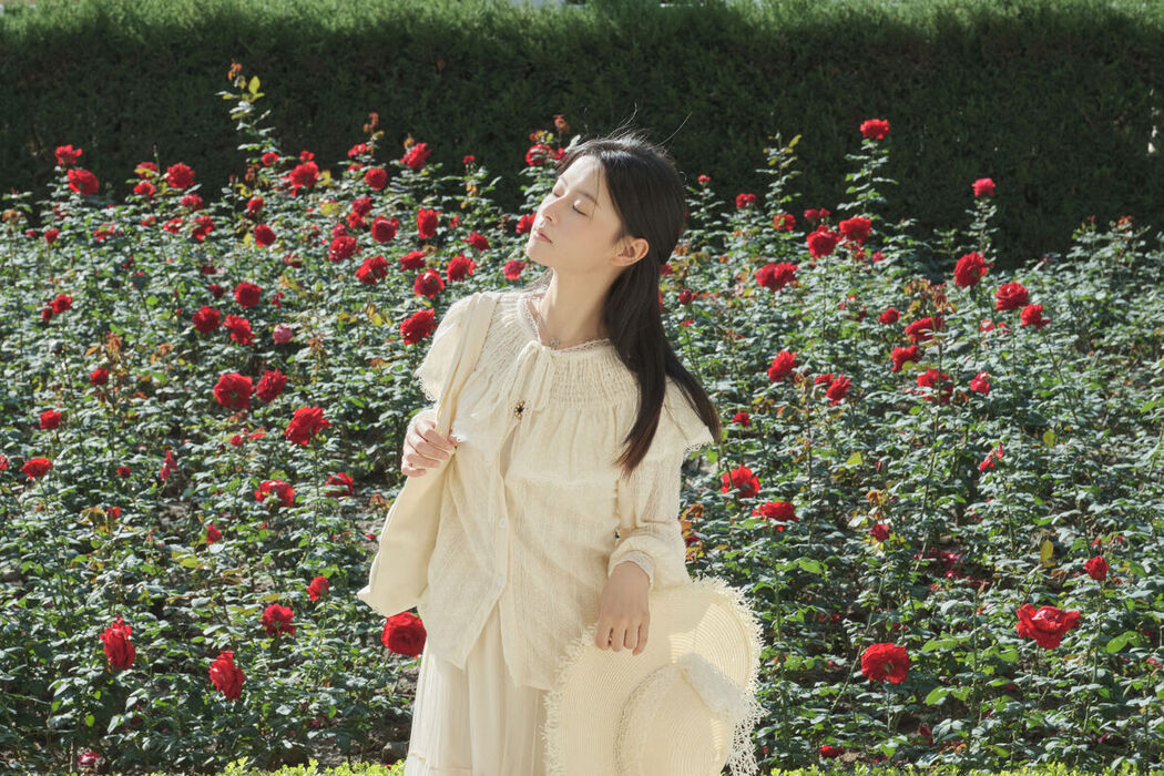 YiTuYu艺图语 Vol.7973 Hu Die Mei Mei