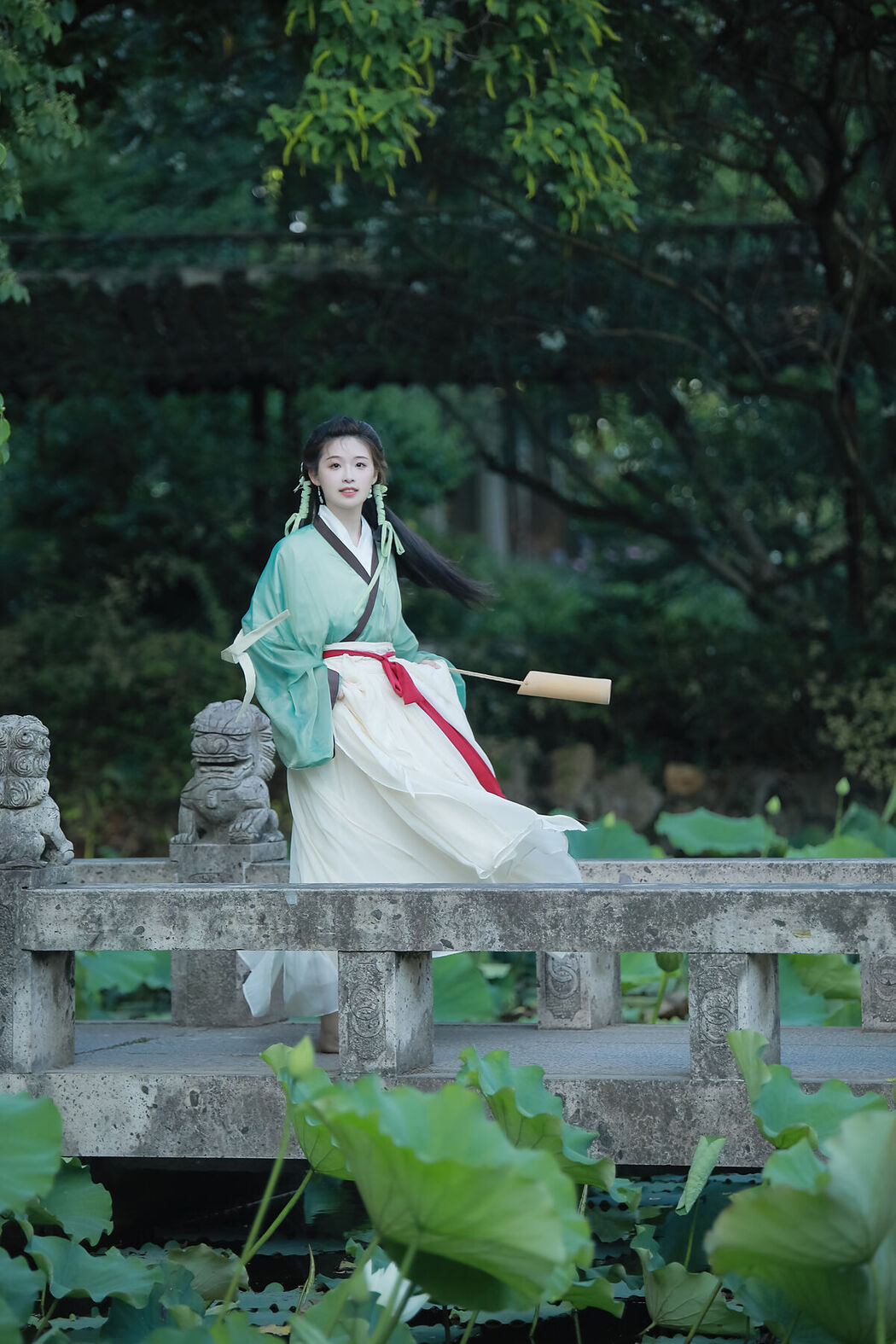 YiTuYu艺图语 Vol.7987 Miao Miao Jia De Xiao Yu Gan