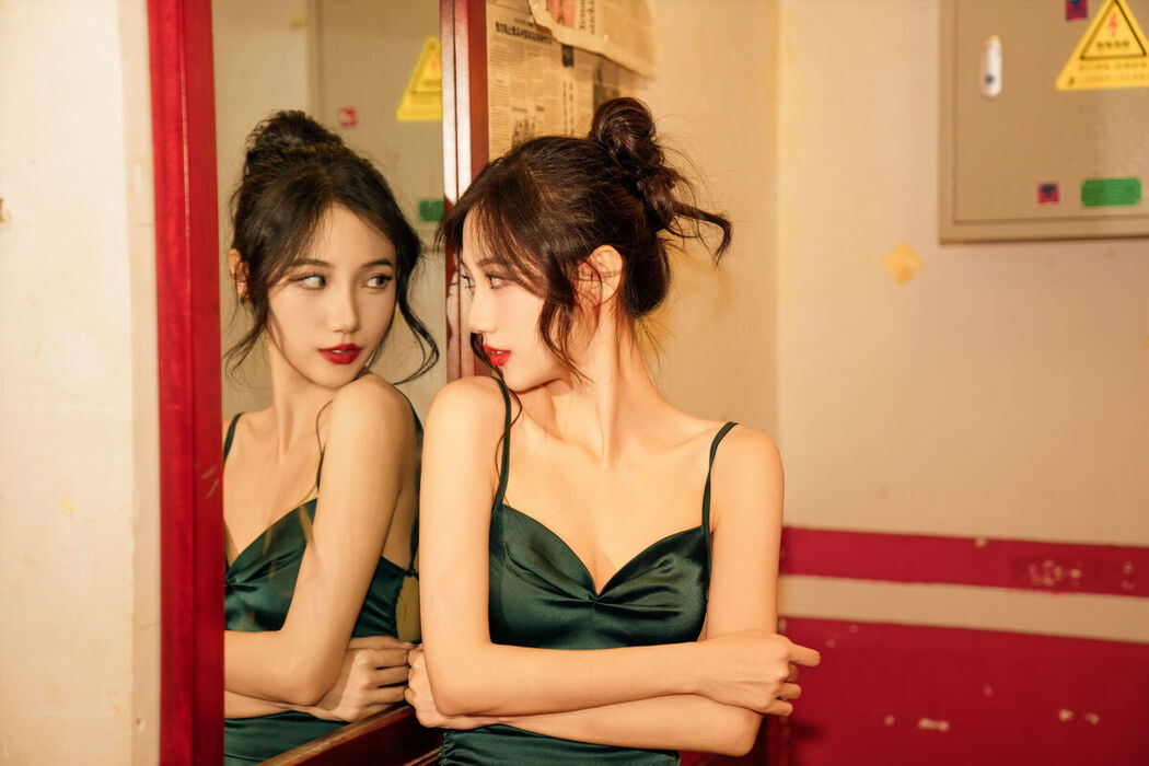YiTuYu艺图语 Vol.8005 O1ne Wan