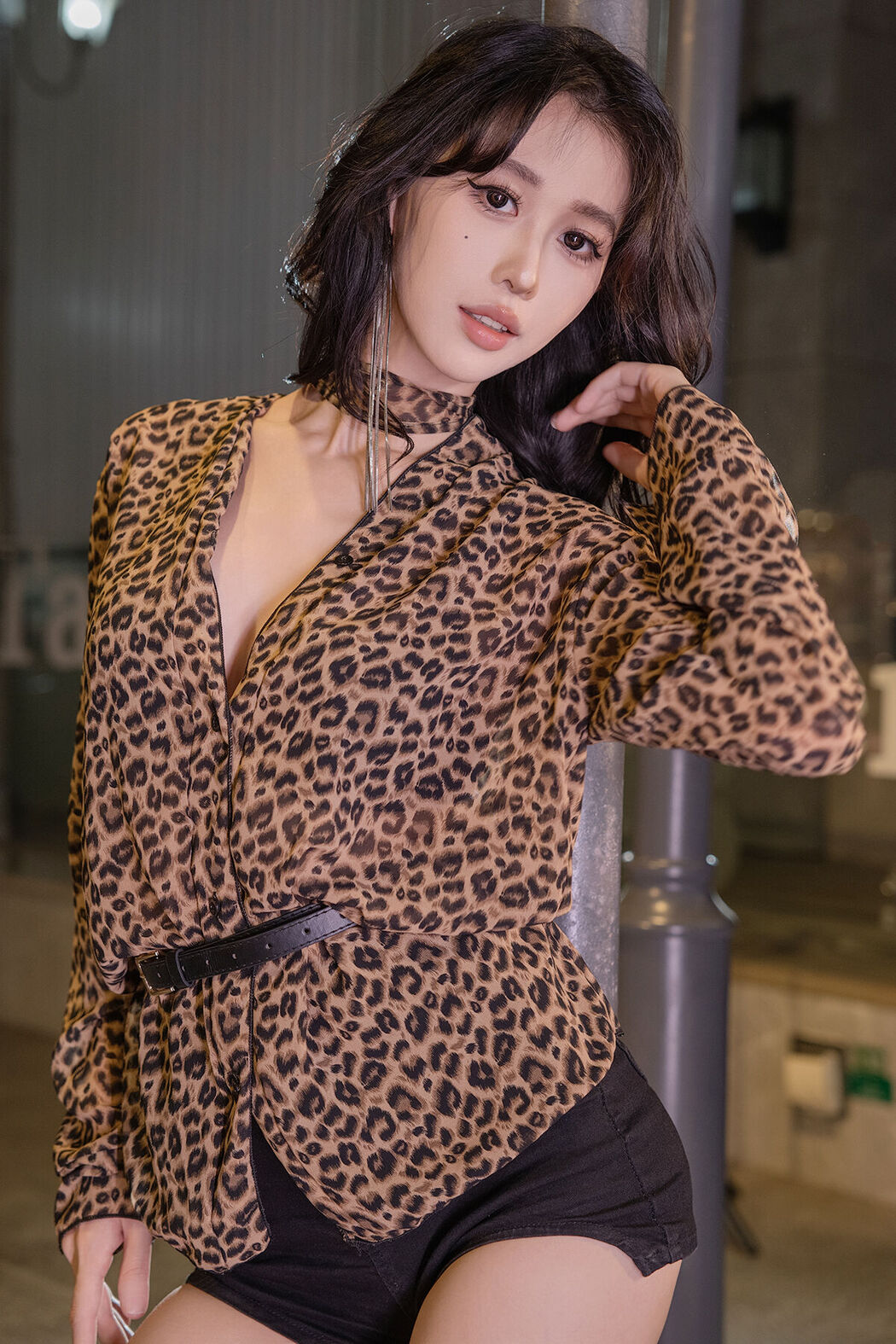 YiTuYu艺图语 Vol.7975 Jiao Wo GG Cover Photo