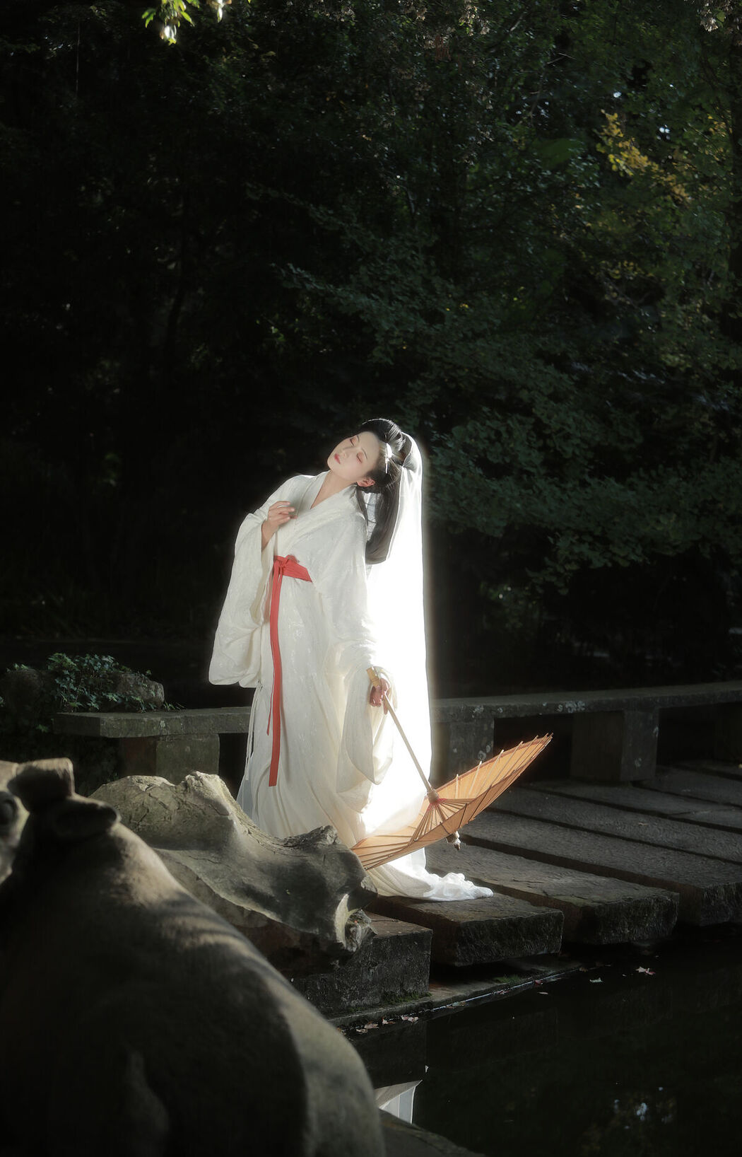YiTuYu艺图语 Vol.7940 Yu Jin