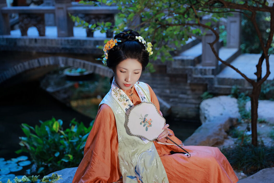 YiTuYu艺图语 Vol.7968 Bie Qiu Yue