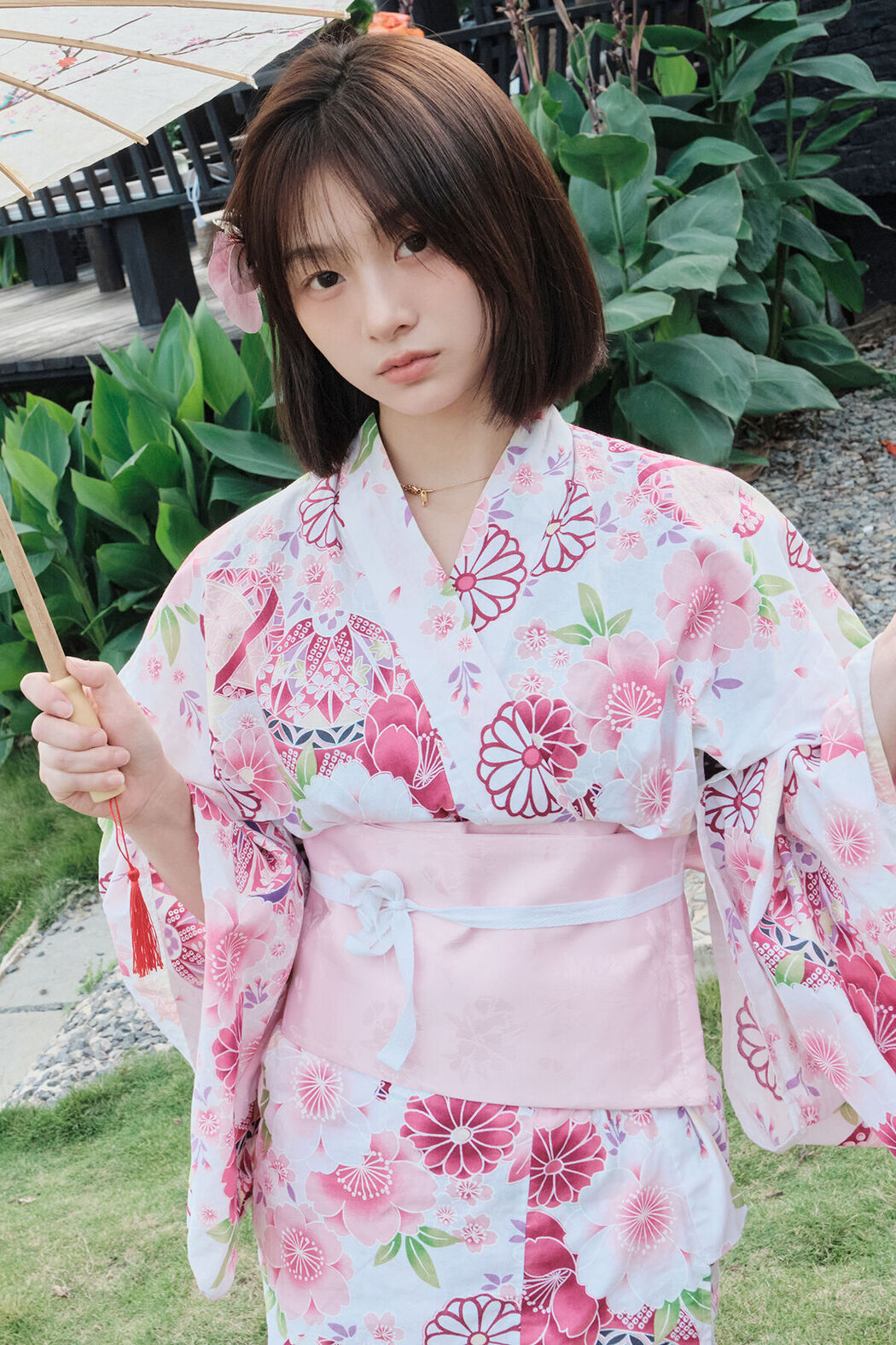YiTuYu艺图语 Vol.8006 Xiao Xiao Cover Photo