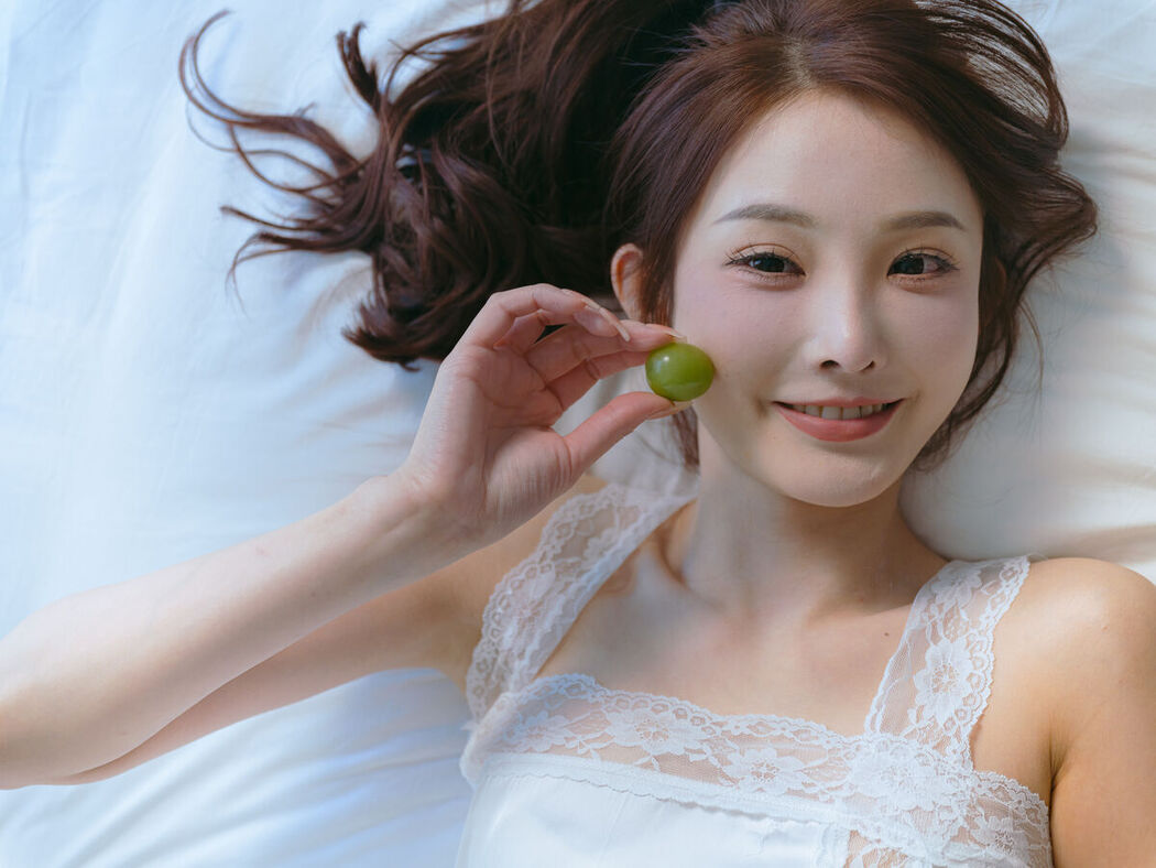 YiTuYu艺图语 Vol.8016 Wen Wen Zi