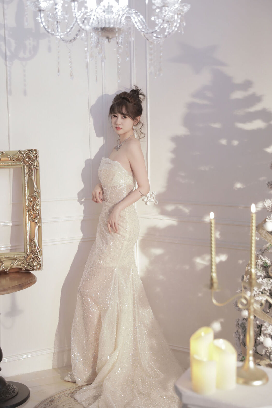 YiTuYu艺图语 Vol.7964 Yi Xuan