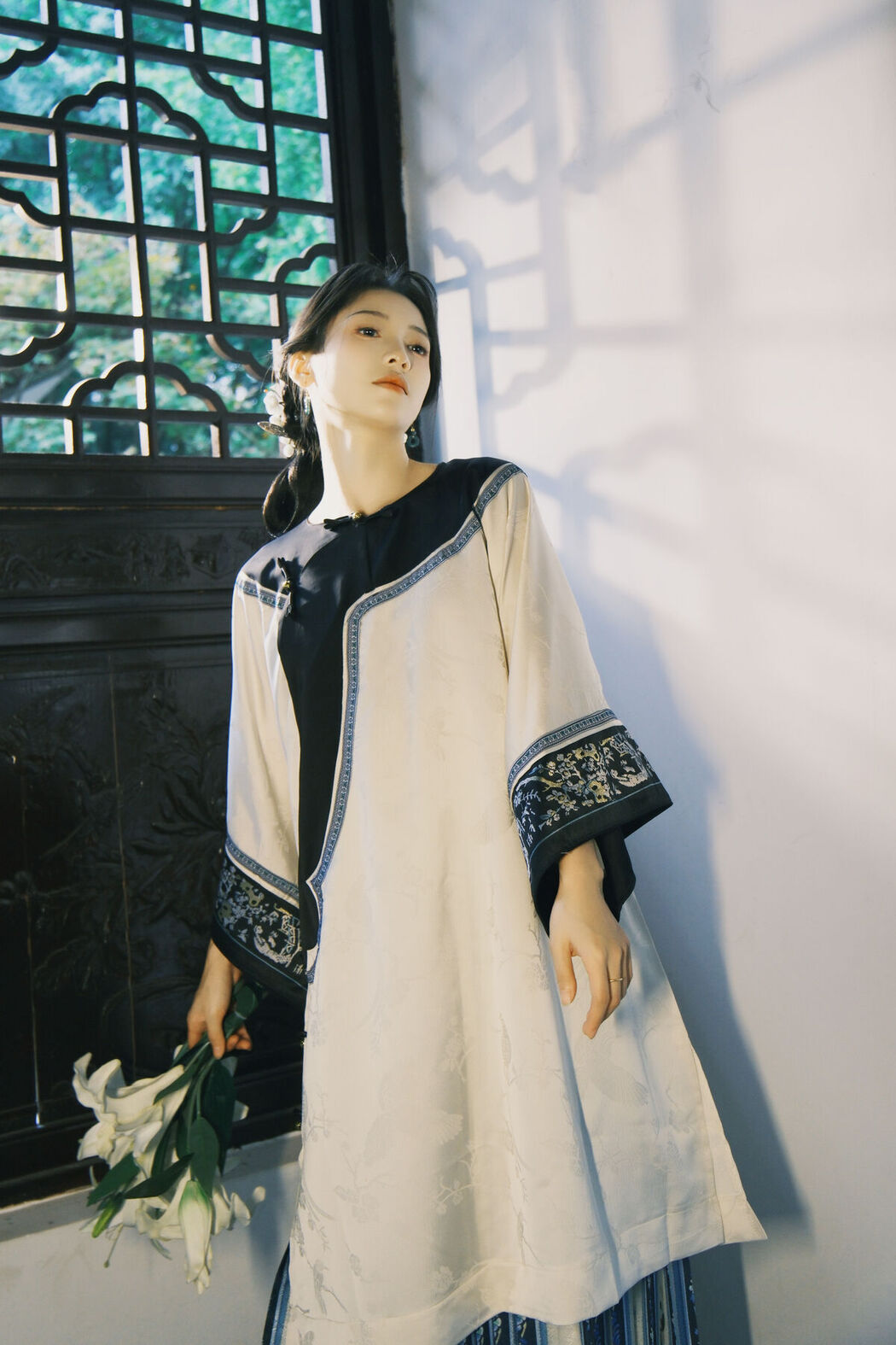 YiTuYu艺图语 Vol.8023 Zhu Zhu