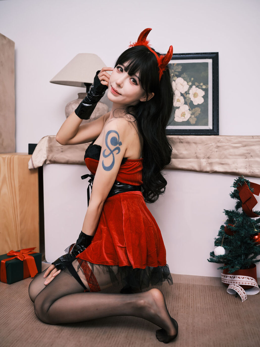 YiTuYu艺图语 Vol.8024 Xia Shu You Ren Zhang