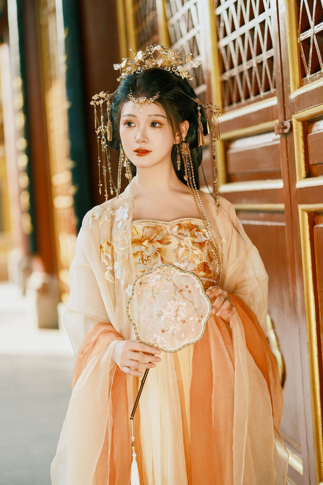 YiTuYu艺图语 Vol.8002 Yue Li
