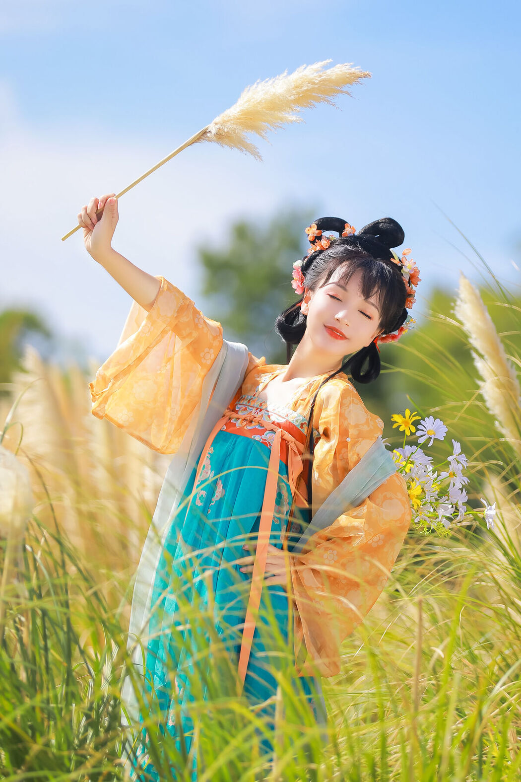 YiTuYu艺图语 Vol.7999 Fen Xiang Xiao Ye