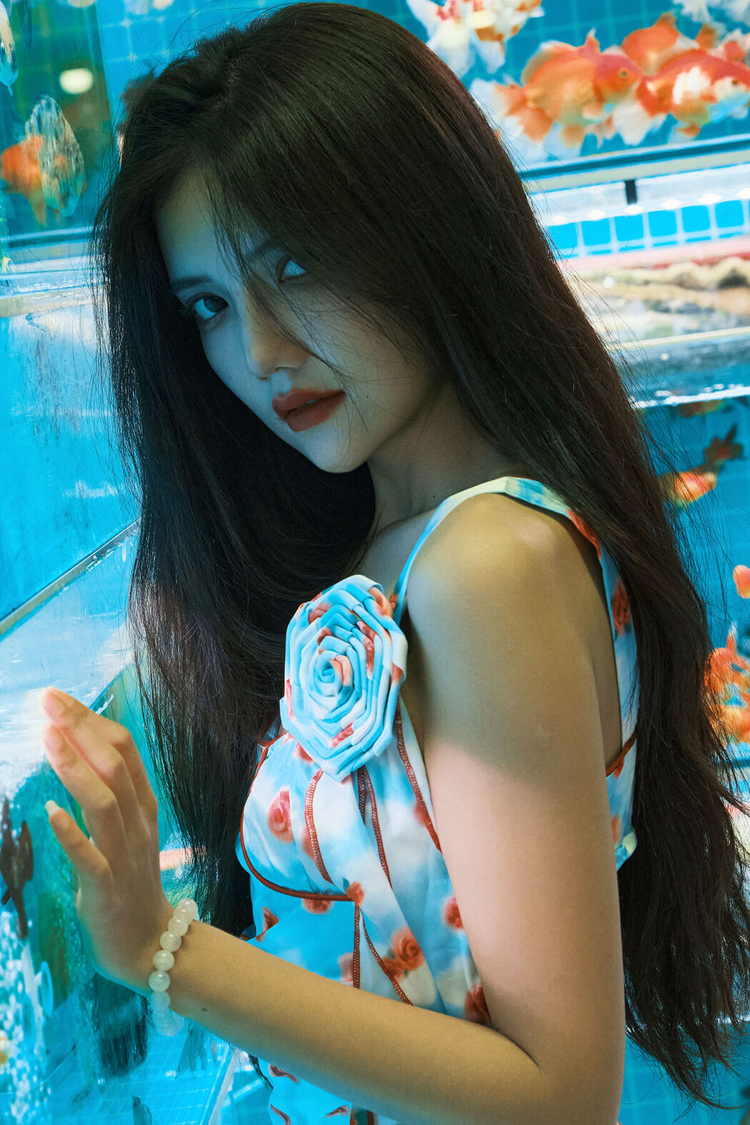 YiTuYu艺图语 Vol.8000 Duo Mi Domy Cover Photo