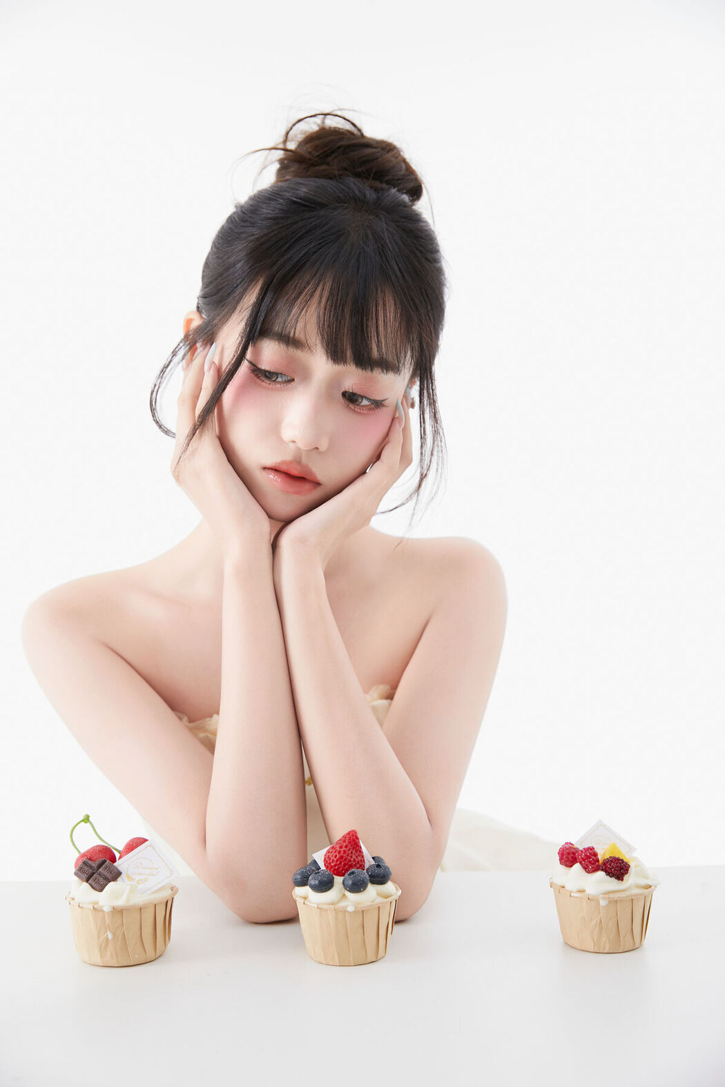 YiTuYu艺图语 Vol.7930 Bo Luo Bao