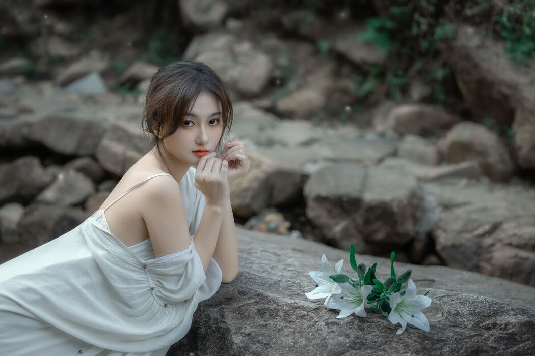 YiTuYu艺图语 Vol.7974 Da Wai Wai Ge