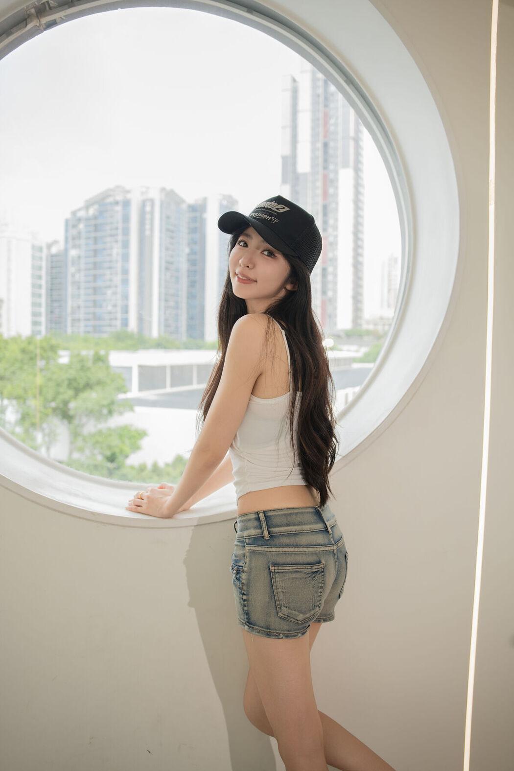 YiTuYu艺图语 Vol.7941 Tong Tong