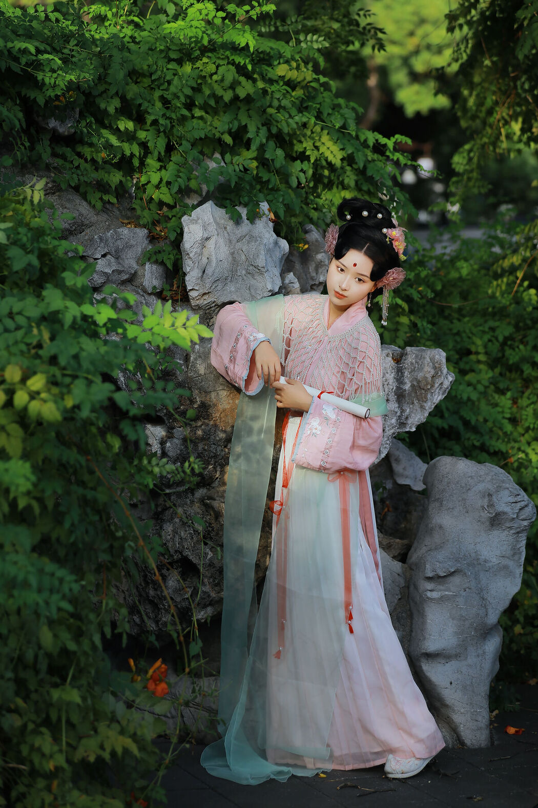 YiTuYu艺图语 Vol.8029 Jiu Niang Yuan Zi