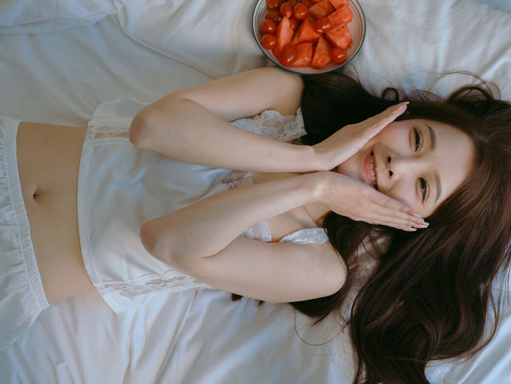 YiTuYu艺图语 Vol.8016 Wen Wen Zi