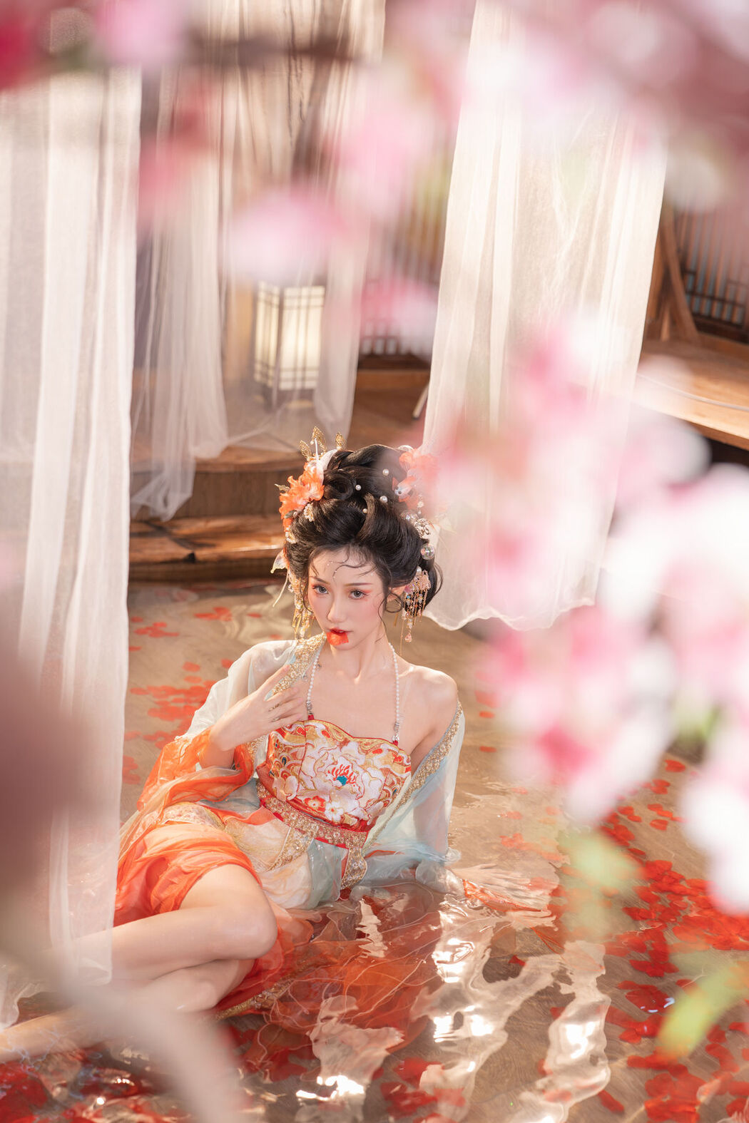 YiTuYu艺图语 Vol.8019 O1ne Wan