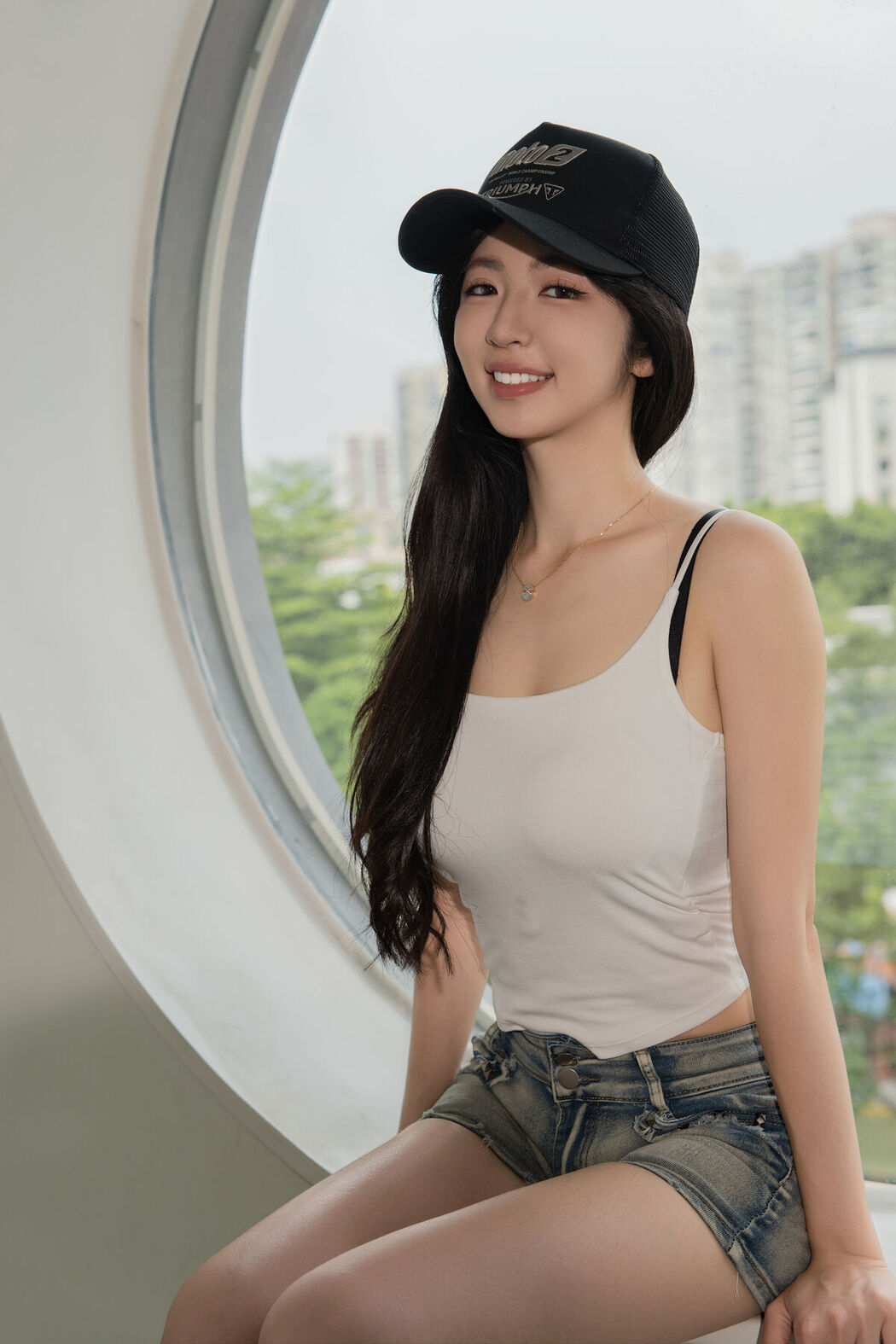 YiTuYu艺图语 Vol.7941 Tong Tong