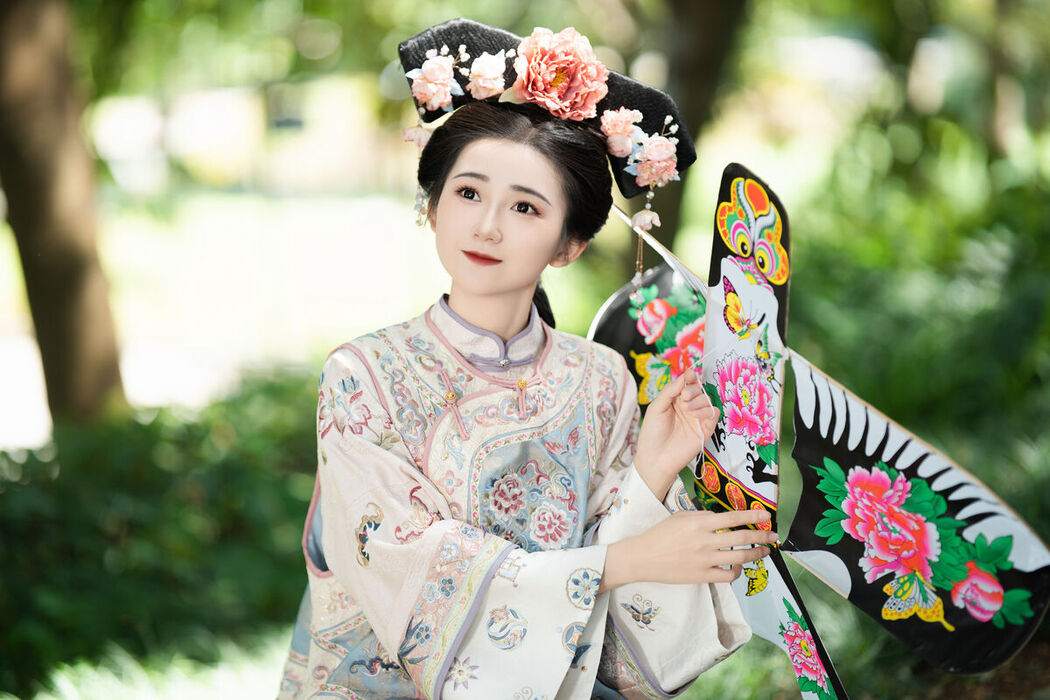 YiTuYu艺图语 Vol.8030 Dan Gao De Dan Dan
