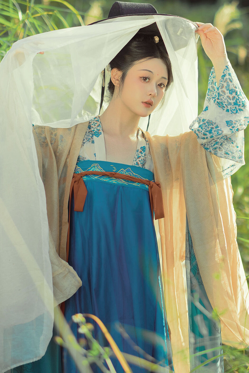 YiTuYu艺图语 Vol.7962 Shen Ci Xing Xing Cover Photo