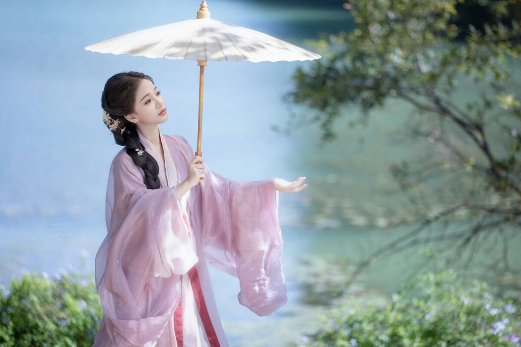 YiTuYu艺图语 Vol.8011 Mi Mi